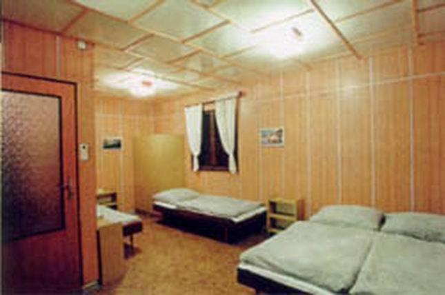 Autokemp Liberec Hotel ห้อง รูปภาพ